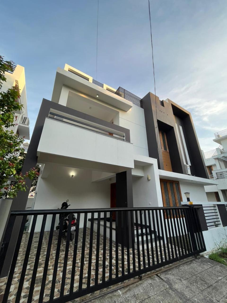 Alchemist Villa-Kazhakootam Thiruvananthapuram Esterno foto